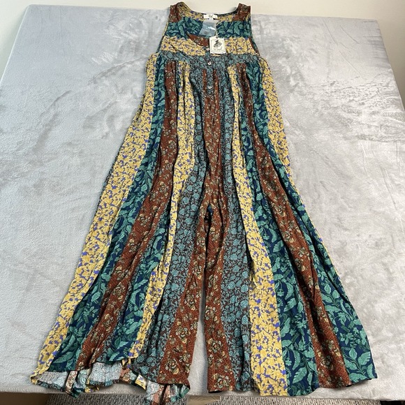 Easel Los Angeles Dresses & Skirts - Easel NWT Patchwork Floral Jumper Dress Women's Small Boho Sleeveless Maxi